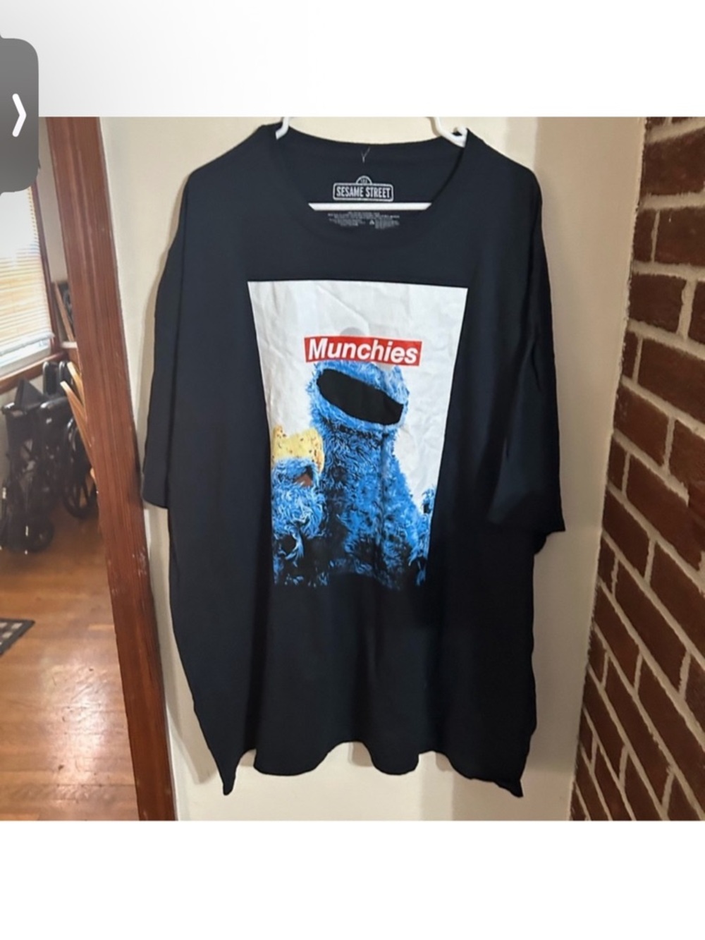 Sesame Street Size 3xl Cookie Monster "Munchies" Graphic Tee - Black
